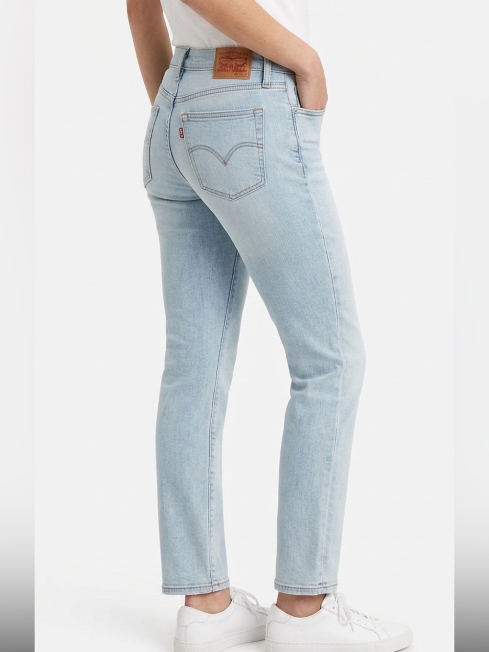 Levi's Pale Blue Vintage-Inspired Straight Jeans - Picture 1 of 7